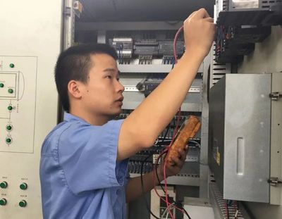 江南工业集团齐心协力打好设备抢修战