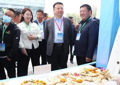 准格尔旗协力集团参加全市企地合力助推消费扶贫推进会暨第三届农产品展洽会